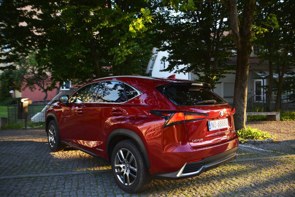 social media fanpage prowadzenie fotografia grafika paweł staszak plan f olsztyn content design poznań społecznościowe agencja reklamowa 360 toyota lexus public relations wielkopolskie